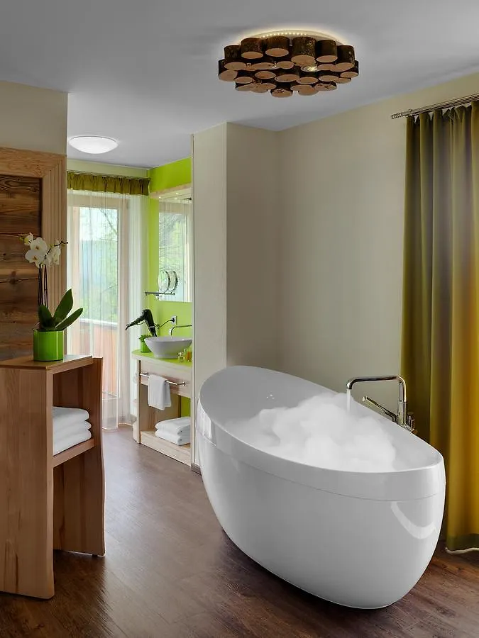 Hotel Der Baeume Drachselsried Germania